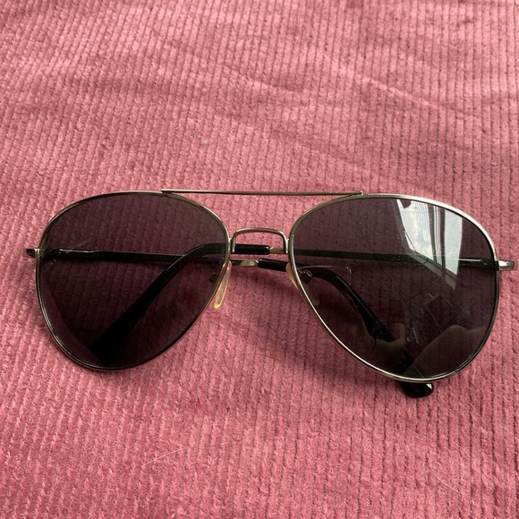 Other - Black and gold men’s sunglasses